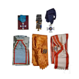 Kleine Sammlung von Sch&auml;rpen und Auszeichnungen