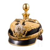 Generalshelm M 1889 in der Trageweise ab 1897 f&uuml;r Generale der Artillerie