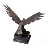 Hans Bauer- Bronzeskulptur eines auffliegenden Adlers