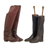 Zwei Paar Kavalleriestiefel