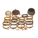 Sammlung patriotischer Schmuck - Armreifen, Anstecker