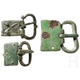 Drei Gürtelschnallen mit punzverzierten Platten, spätrömisch-frühbyzantinisch, 5. Jhdt. v. Chr.