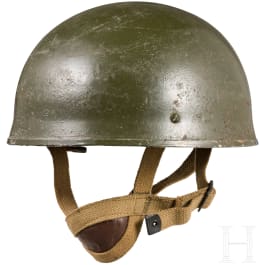 Steel helmet for paratroopers in World War II