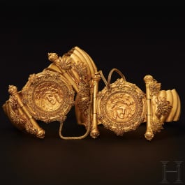 An elegant pair of finely worked, early Hellenistic gold bracelets, 4th - 3rd century B.C.