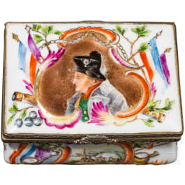 A porcelain box with Napoleon motif, circa 1815