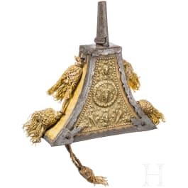 A large, deluxe German musketeer powder flask, circa 1600