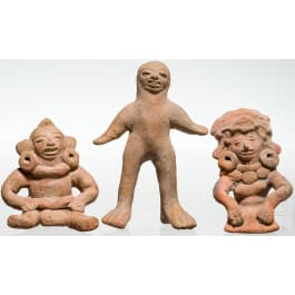 Three Mexican terracotta figures, Veracruz, 300 - 900 n. Chr.