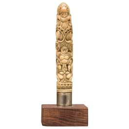 A carved ivory handle for a dha, Burma, circa 1900