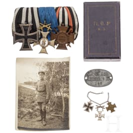 Estate Major Kissling - a 3-place medal buckle with an EK 2nd class, a Wuerttemberg-Friedrich-Order, a Knight's Cross 2nd Class with Swords, an Honour Cross of the WW and a metal ID of IR 127