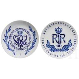 Two Meissen regimental plates of the 2nd Badish Grenadier Regiment No. 110 and the Badish Reserve Infantry Regiment No. 110