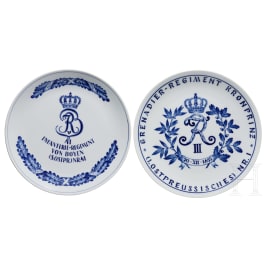 Two Meissen regimental plates of the Grenadier Regiment Kronprinz (1st East Prussian) No. 1 and the Infantry Regiment von Boyen (5th East Prussian) No. 41