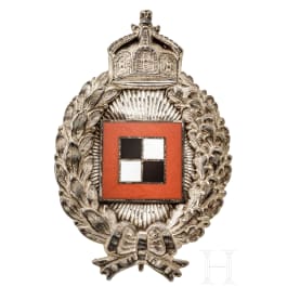 An observer's badge by Juncker