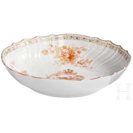 Emperor Wilhelm II - a KPM Neuosier bowl from the royal dinner service, dated 1898