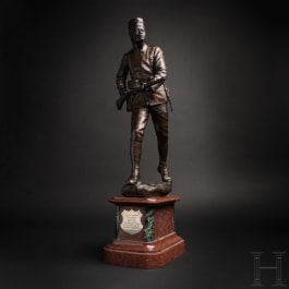 Bronzeskulptur eines Askaris als Abschiedsgeschenk für Zahlmeister Otto Körner in Deutsch-Ostafrika, 1892 - 1901