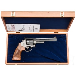 A Smith & Wesson Mod. 29-10, new-in-case