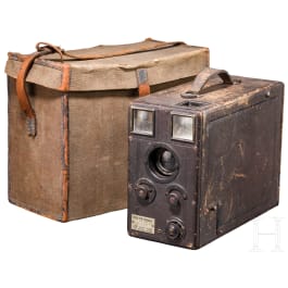 Photo camera "The new Cosaque senior" from the company "Const rs Paris", around 1914