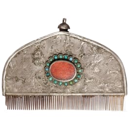 A silver-mounted Tibetan comb, 20th century