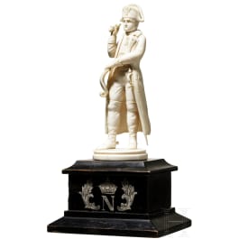 Elfenbeinfigur von Napoleon Bonaparte, Österreich, Norbert Michael Schrödl (1816 - 1890), Ende 19. Jhdt.