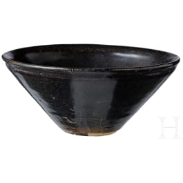 A Jizhou tea bowl with leaf decoration, Song Dynasty (960 - 1279)