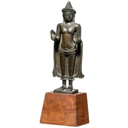 Stehender Buddha, Thailand, Lopburi-Periode, 12. Jhdt.