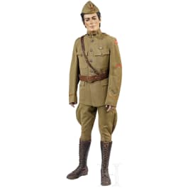 A uniform of a Captain of the US Army in World War I