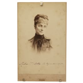 Herzogin Sophie Charlotte d'Alencon - eigenhändig signiertes Portraitfoto, datiert 16. Dezember 1889