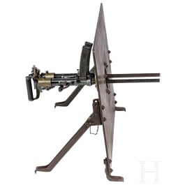 A Villar Perosa Mod. 1915 submachine gune, with shield
