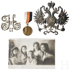 Sechs Auszeichnungen/Medaillen sowie zwei Auflagen, Russland, zwischen 1890 und 1915