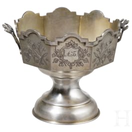 A Russian silver pedestal bowl, Moscow, master "IP" (active in the late 19th century)