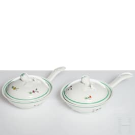 Two small porcelain bowls with cover and handle, Berlin, KPM, 20th century
