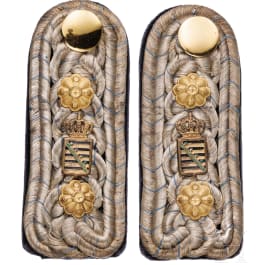 A pair of shoulder boards for a high-ranking official, circa 1900