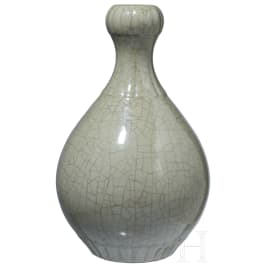 Gro&szlig;e Knoblauchmund-Vase mit Ge-Typus-Glasur und Yongzheng-Sechszeichenmarke (1678 - 1735), wahrscheinlich sp&auml;ter