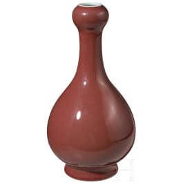 A Chinese copper-red garlic-mouth vase, 20th century