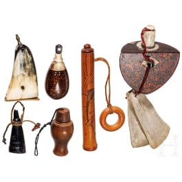Kleine Sammlung Koyaku Ire (Z&uuml;ndkrautflaschen) und Kugelbeh&auml;lter, Japan, Edo-Periode