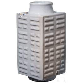 Kong-Vase mit Guangxu-Sechszeichen-Marke und wahrscheinlich aus der Periode (19./20. Jhdt.), China