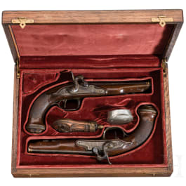 Ein Paar aptierte Perkussionspistolen im Kasten, Jean Brosar(d?), Frankreich, um 1800