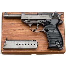 A Mauser, Mod. P 38, Code "byf - 44", in Box