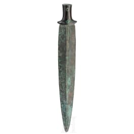 Laurel leaf dagger, northern Levant, 13. - 12. century B.C.