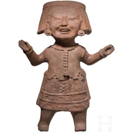 A Pre-Columbian "Sonriente" clay figure, Mexico, Veracruz, Remojadas, 600 to 900 A.D.