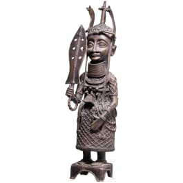 Gelbgussfigur eines Oba, Benin, 20. Jhdt.