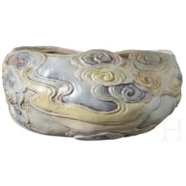 Kleines, seltenes, reliefiertes Wassergef&auml;&szlig;, China, wohl Qianlong-Periode, 18. Jhdt.