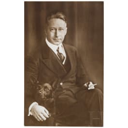 Wilhelm Kronprinz von Preu&szlig;en (1882 - 1951) - Portraitpostkarte von ihm, r&uuml;ckseitig handschriftlicher Text und eigenh&auml;ndige Unterschrift 1922