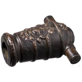 An Italian bronze minature mortar, 17th century