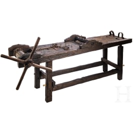 Streckbank im Stil des 16./17. Jhdt., Museumsreplik, 20. Jhdt.