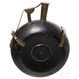 Milit&auml;rische Z&uuml;ndkrautflasche, deutsch, um 1600