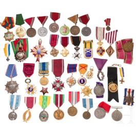 Sammlung mit 45 internationalen Auszeichnungen, zwischen 1900 - 1985
