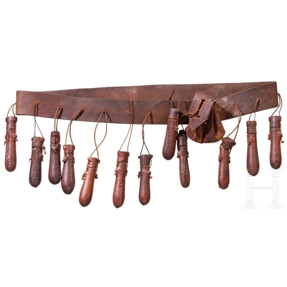 Musketier-Bandelier mit zw&ouml;lf Pulverma&szlig;en, deutsch, um 1630