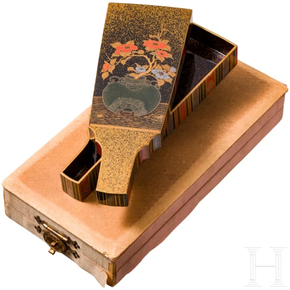 A Japanese small lacquer box in the shape of a stick fan, Meiji period