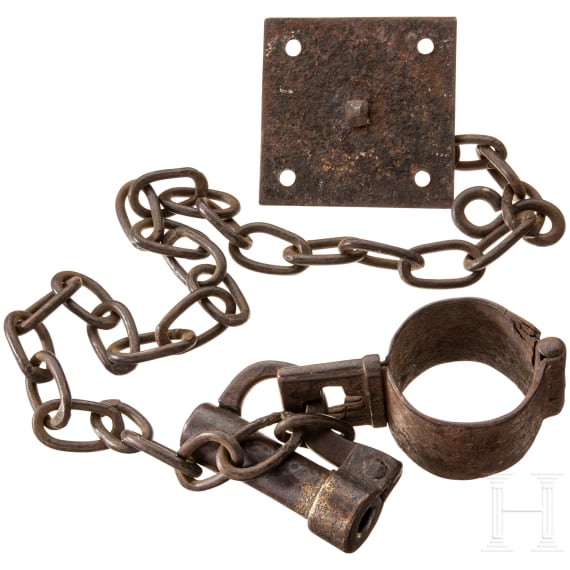 Handcuffs with a wall plate, German, 17th/18th century