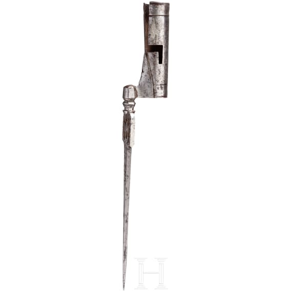An Italian hunting bayonet, 18th century